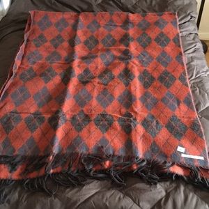 NWT Bloomingdales Rust and Grey 100% Acrylic Shawl